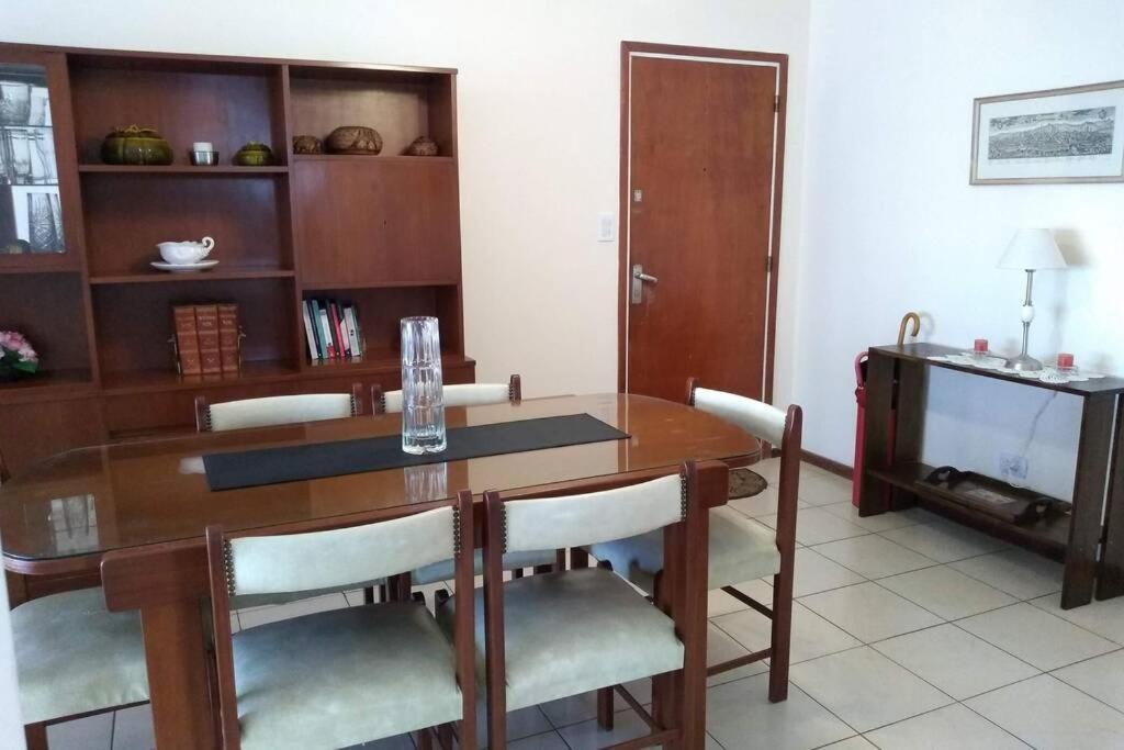 Departamento Playa Grande Mar del Plata-No se aceptan grupos de jóvenes Apartamento *
